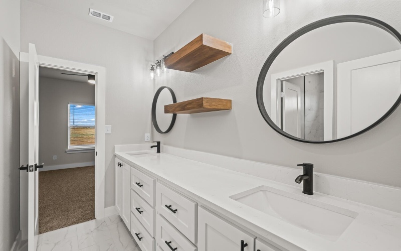 9435 County Rd 5330, Shallowater, TX 79363, 3 Habitaciones Habitaciones , ,2 BañosBaños,Residential,En Venta,9435 County Rd 5330,0,202563620