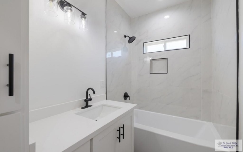 32790 NAYELI ST, LOS FRESNOS, TX 78566, 3 Habitaciones Habitaciones , ,2 BañosBaños,Residential,En Venta,32790 NAYELI ST,0,29769665