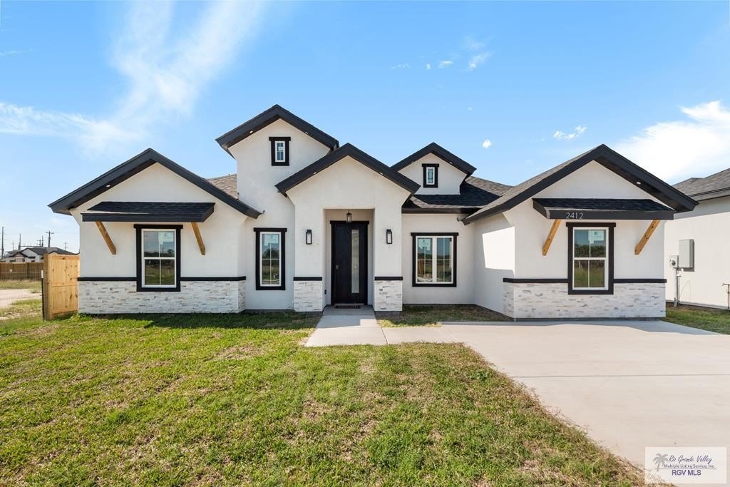 2412 CALLE MORENO, BROWNSVILLE, TX 78521, 3 Bedrooms Bedrooms, ,2 BathroomsBathrooms,Residential,For Sale,2412 CALLE MORENO,0,29770008