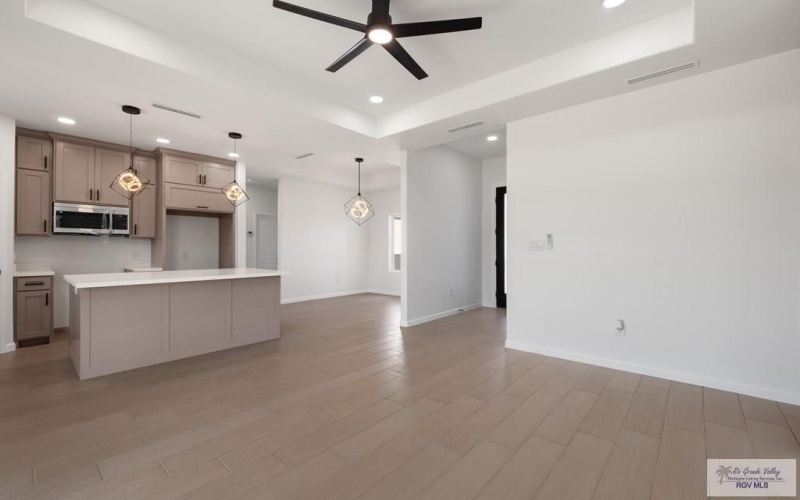 2412 CALLE MORENO, BROWNSVILLE, TX 78521, 3 Bedrooms Bedrooms, ,2 BathroomsBathrooms,Residential,For Sale,2412 CALLE MORENO,0,29770008