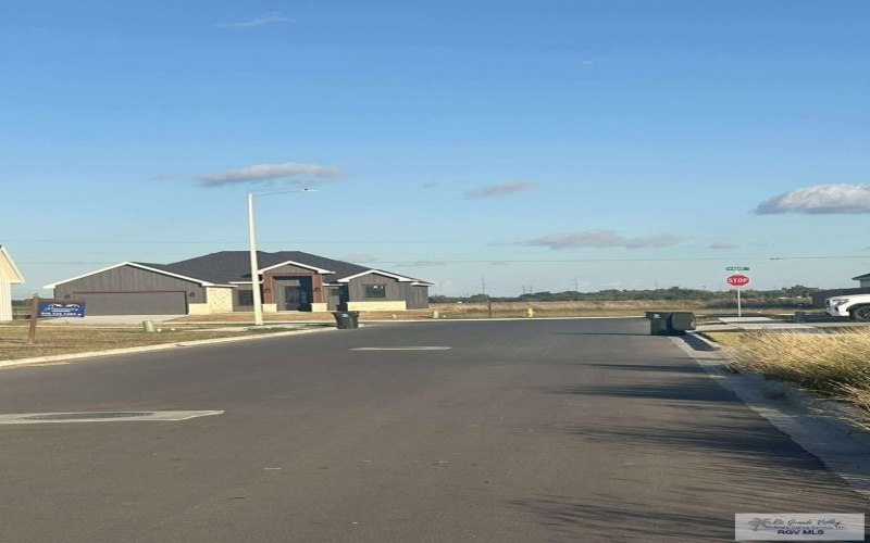 8806 SANDPIPER DR, HARLINGEN, TX 78552, 3 Habitaciones Habitaciones , ,2 BañosBaños,Residential,En Venta,8806 SANDPIPER DR,0,29770285