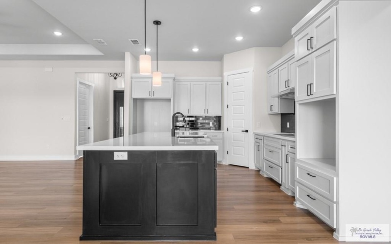 2906 GOLDEN BEAR DR., HARLINGEN, TX 78550, 4 Bedrooms Bedrooms, ,2 BathroomsBathrooms,Residential,For Sale,2906 GOLDEN BEAR DR.,0,29770286