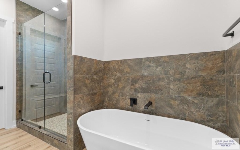 2906 GOLDEN BEAR DR., HARLINGEN, TX 78550, 4 Bedrooms Bedrooms, ,2 BathroomsBathrooms,Residential,For Sale,2906 GOLDEN BEAR DR.,0,29770286