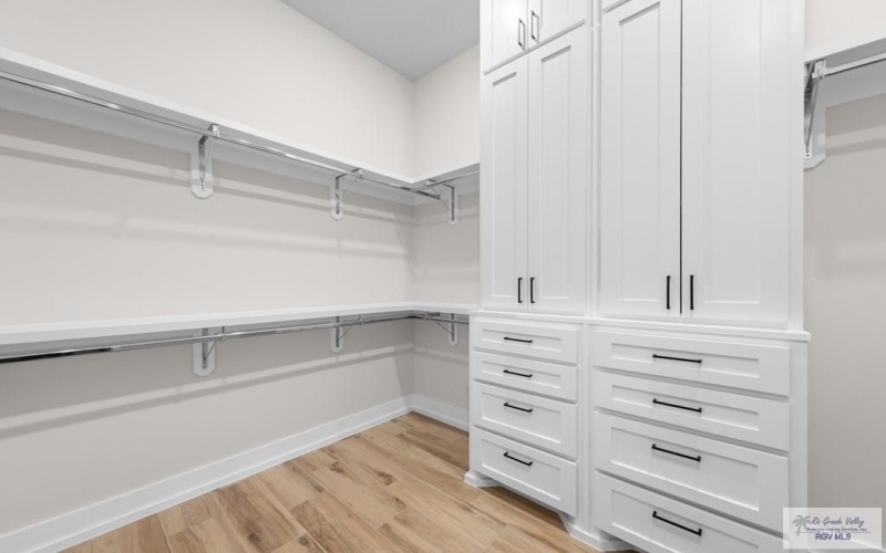 2906 GOLDEN BEAR DR., HARLINGEN, TX 78550, 4 Bedrooms Bedrooms, ,2 BathroomsBathrooms,Residential,For Sale,2906 GOLDEN BEAR DR.,0,29770286