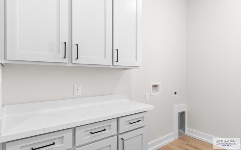 2906 GOLDEN BEAR DR., HARLINGEN, TX 78550, 4 Bedrooms Bedrooms, ,2 BathroomsBathrooms,Residential,For Sale,2906 GOLDEN BEAR DR.,0,29770286