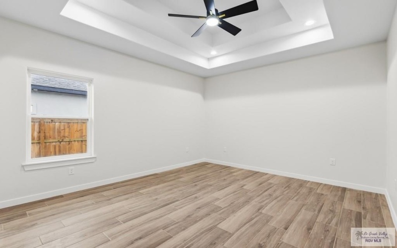 32711 JORGE ST, LOS FRESNOS, TX 78566, 4 Habitaciones Habitaciones , ,2 BañosBaños,Residential,En Venta,32711 JORGE ST,0,29770291