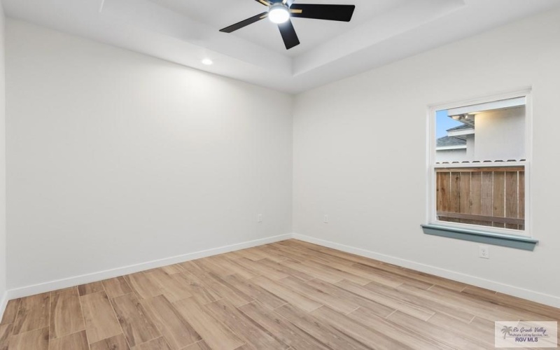 32711 JORGE ST, LOS FRESNOS, TX 78566, 4 Habitaciones Habitaciones , ,2 BañosBaños,Residential,En Venta,32711 JORGE ST,0,29770291