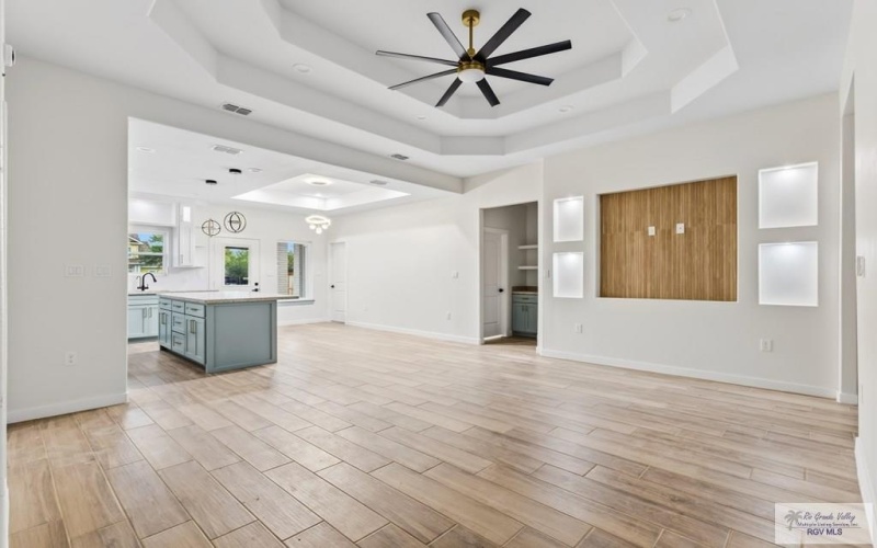 32711 JORGE ST, LOS FRESNOS, TX 78566, 4 Habitaciones Habitaciones , ,2 BañosBaños,Residential,En Venta,32711 JORGE ST,0,29770291