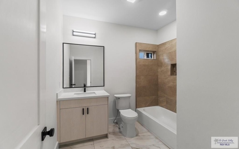 1421 6TH ST., HARLINGEN, TX 78550, 3 Habitaciones Habitaciones , ,2 BañosBaños,Residential,En Venta,1421 6TH ST.,29764258