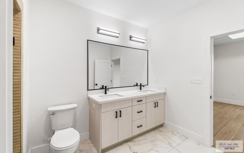 1421 6TH ST., HARLINGEN, TX 78550, 3 Habitaciones Habitaciones , ,2 BañosBaños,Residential,En Venta,1421 6TH ST.,29764258