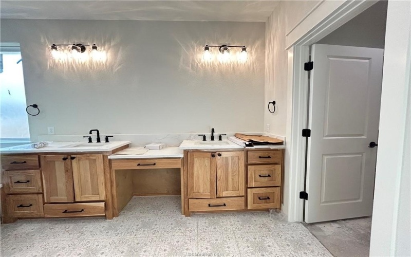 3540 Anderson Arbor Ct., College Station, TX 77845, 4 Bedrooms Bedrooms, ,5 BathroomsBathrooms,Residential,For Sale,3540 Anderson Arbor Ct.,0,25012423