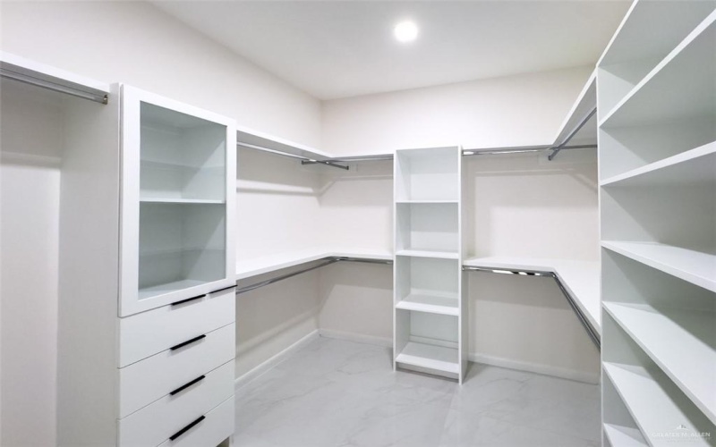 4812 Duke Avenue, McAllen, TX 78504, 3 Habitaciones Habitaciones , ,3 BañosBaños,Residential,En Venta,4812 Duke Avenue,0,488000