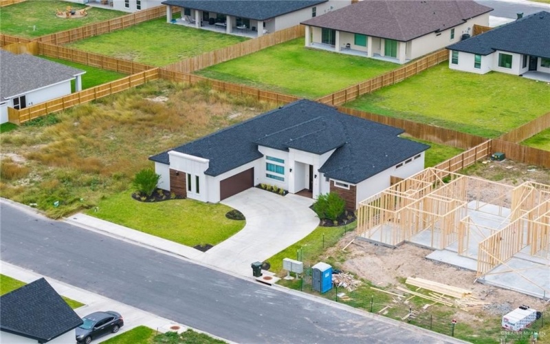 2610 E Julian Road, Harlingen, TX 78552, 4 Bedrooms Bedrooms, ,2 BathroomsBathrooms,Residential,For Sale,2610 E Julian Road,0,488054