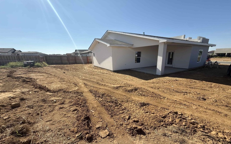 5501 Eva Ct., Laredo, TX 78046, 3 Bedrooms Bedrooms, ,2 BathroomsBathrooms,Residential,For Sale,5501 Eva Ct.,0,20255193