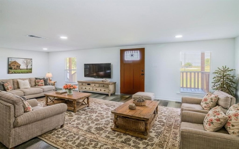 220 Lcr 396, Groesbeck, TX 76642, 4 Bedrooms Bedrooms, ,2 BathroomsBathrooms,Residential,For Sale,220 Lcr 396,0,20988333