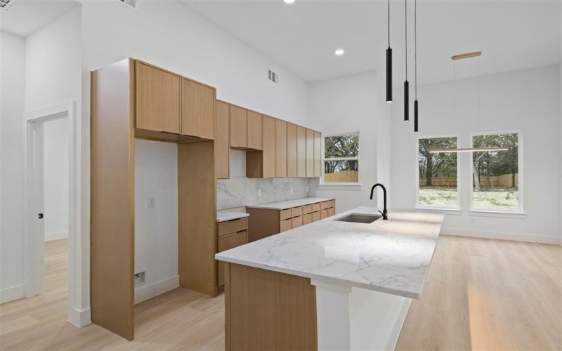 1123 RIVERWOOD, Dallas, TX 75217, 3 Habitaciones Habitaciones , ,2 BañosBaños,Residential,En Venta,1123 RIVERWOOD,0,21096311