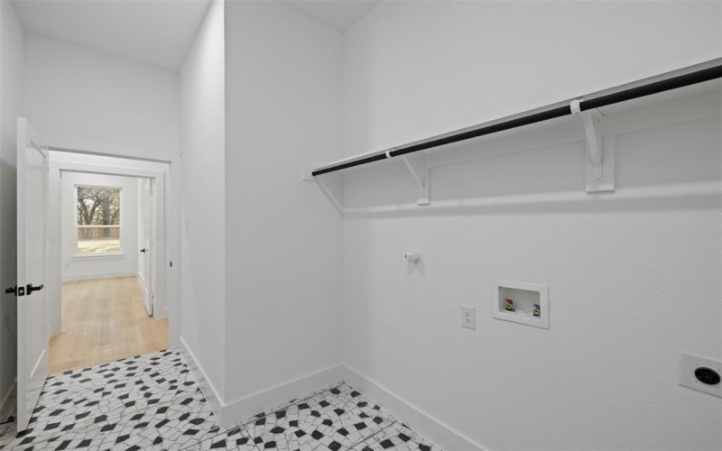 1123 RIVERWOOD, Dallas, TX 75217, 3 Habitaciones Habitaciones , ,2 BañosBaños,Residential,En Venta,1123 RIVERWOOD,0,21096311