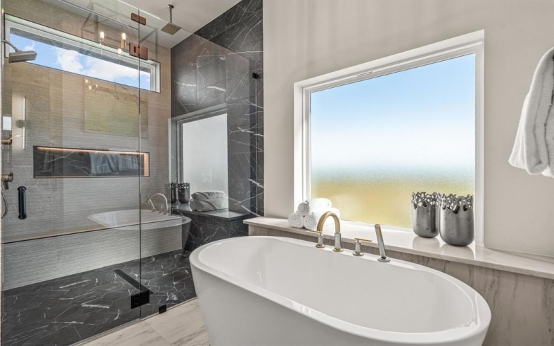 2832 Southbay Circle, Northlake, TX 76226, 4 Bedrooms Bedrooms, ,5 BathroomsBathrooms,Residential,For Sale,2832 Southbay Circle,0,21099695