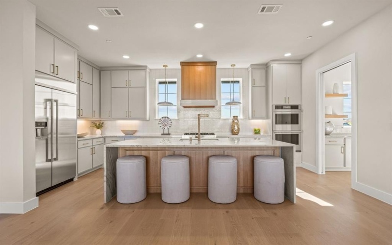 2832 Southbay Circle, Northlake, TX 76226, 4 Bedrooms Bedrooms, ,5 BathroomsBathrooms,Residential,For Sale,2832 Southbay Circle,0,21099695