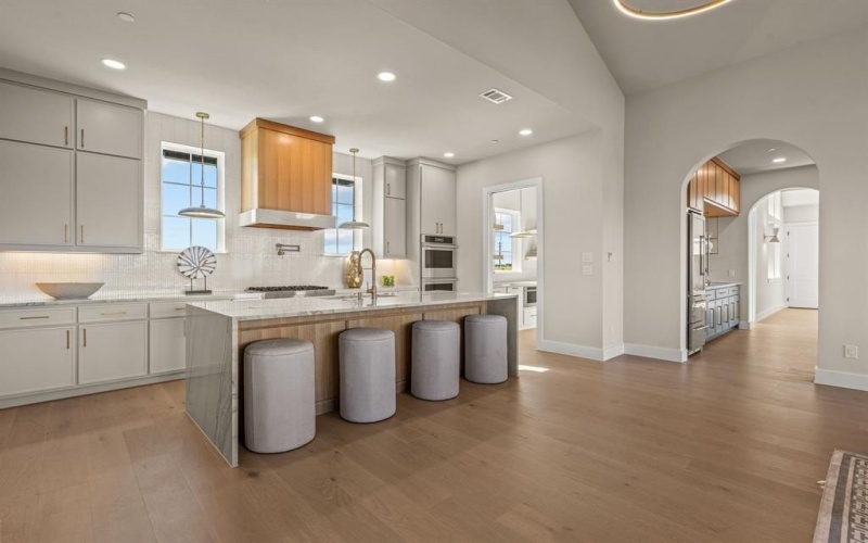 2832 Southbay Circle, Northlake, TX 76226, 4 Bedrooms Bedrooms, ,5 BathroomsBathrooms,Residential,For Sale,2832 Southbay Circle,0,21099695