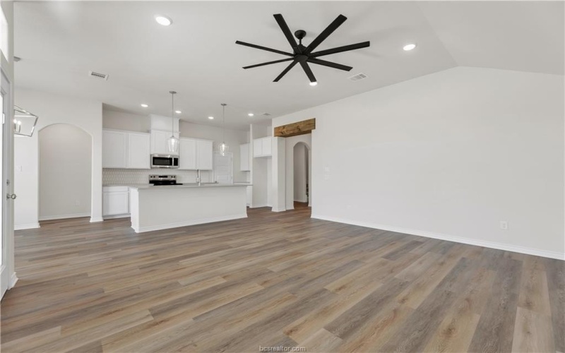 3525 Pointe du Hoc Loop, Bryan, TX 77808, 3 Bedrooms Bedrooms, ,2 BathroomsBathrooms,Residential,For Sale,3525 Pointe du Hoc Loop,0,25012458