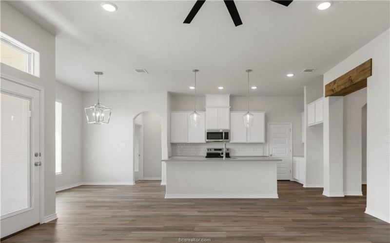 3525 Pointe du Hoc Loop, Bryan, TX 77808, 3 Bedrooms Bedrooms, ,2 BathroomsBathrooms,Residential,For Sale,3525 Pointe du Hoc Loop,0,25012458