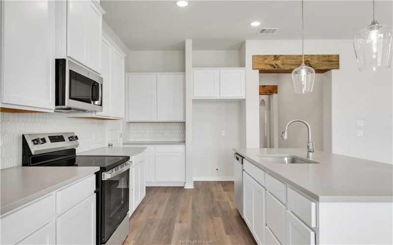 3525 Pointe du Hoc Loop, Bryan, TX 77808, 3 Bedrooms Bedrooms, ,2 BathroomsBathrooms,Residential,For Sale,3525 Pointe du Hoc Loop,0,25012458