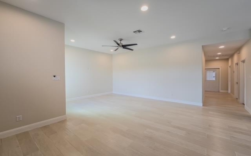 2193 Calle Coyunda, Eagle Pass, TX 78852, 3 Bedrooms Bedrooms, ,2 BathroomsBathrooms,Residential,For Sale,2193 Calle Coyunda,0,81890