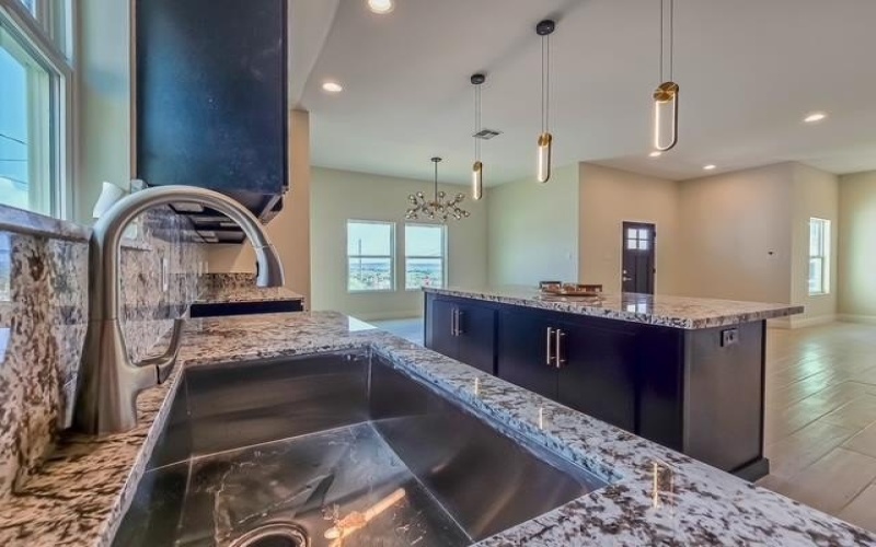 2193 Calle Coyunda, Eagle Pass, TX 78852, 3 Bedrooms Bedrooms, ,2 BathroomsBathrooms,Residential,For Sale,2193 Calle Coyunda,0,81890