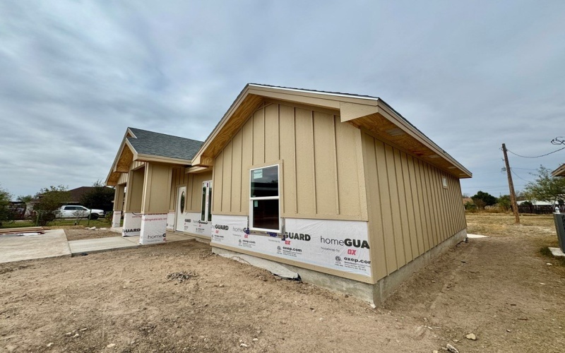 102 Winchester, Eagle Pass, TX 78852, 3 Habitaciones Habitaciones , ,2 BañosBaños,Residential,En Venta,102 Winchester,0,81892