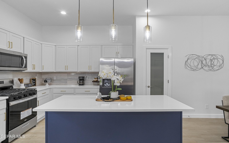 13833 PASEO BOSQUE Avenue, El Paso, TX 79928, 4 Habitaciones Habitaciones , ,2 BañosBaños,Residential,En Venta,13833 PASEO BOSQUE Avenue,0,928538