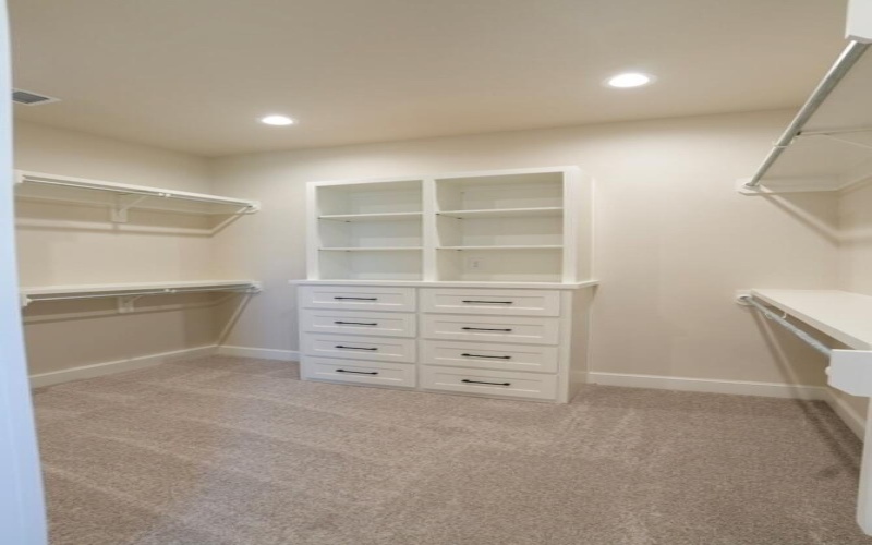 4613 138th Place, Lubbock, TX 79424, 4 Bedrooms Bedrooms, ,3 BathroomsBathrooms,Residential,For Sale,4613 138th Place,0,202563625