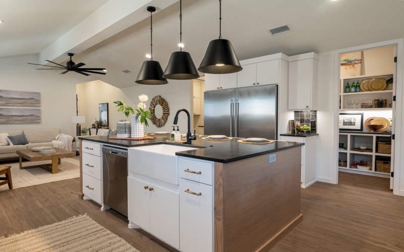 3617 127th Street, Lubbock, TX 79423, 4 Habitaciones Habitaciones , ,3 BañosBaños,Residential,En Venta,3617 127th Street,0,202563633