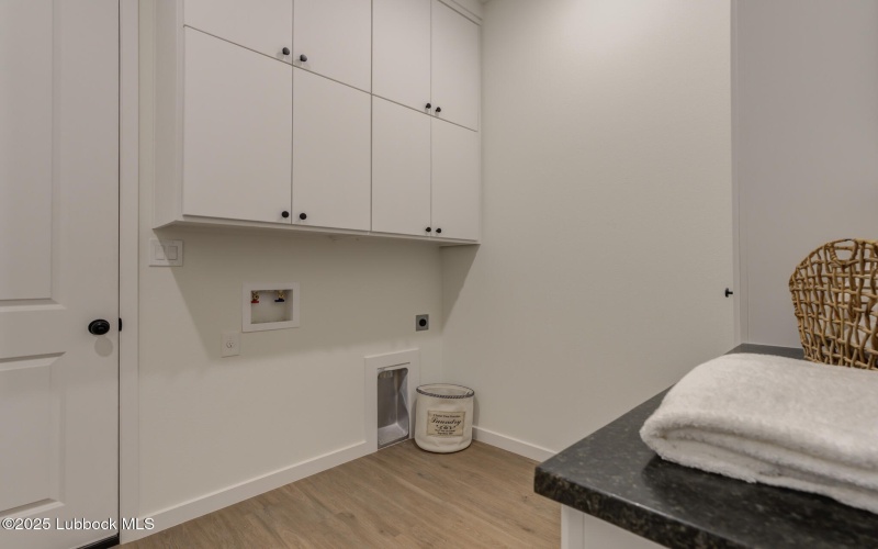 3617 127th Street, Lubbock, TX 79423, 4 Habitaciones Habitaciones , ,3 BañosBaños,Residential,En Venta,3617 127th Street,0,202563633