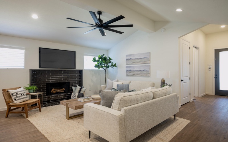 3617 127th Street, Lubbock, TX 79423, 4 Habitaciones Habitaciones , ,3 BañosBaños,Residential,En Venta,3617 127th Street,0,202563633