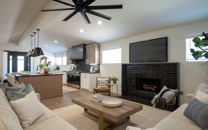 3617 127th Street, Lubbock, TX 79423, 4 Habitaciones Habitaciones , ,3 BañosBaños,Residential,En Venta,3617 127th Street,0,202563633