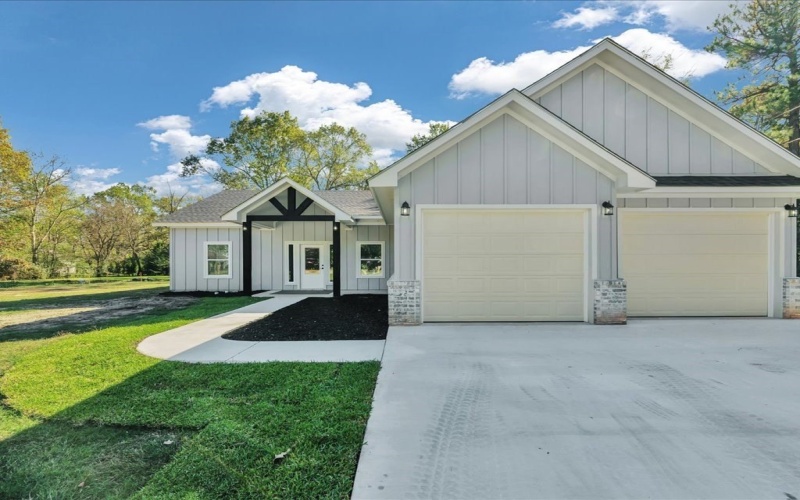 2604 Moffett Road, Lufkin, TX 75901, 3 Bedrooms Bedrooms, ,2 BathroomsBathrooms,Residential,For Sale,2604 Moffett Road,0,5107298