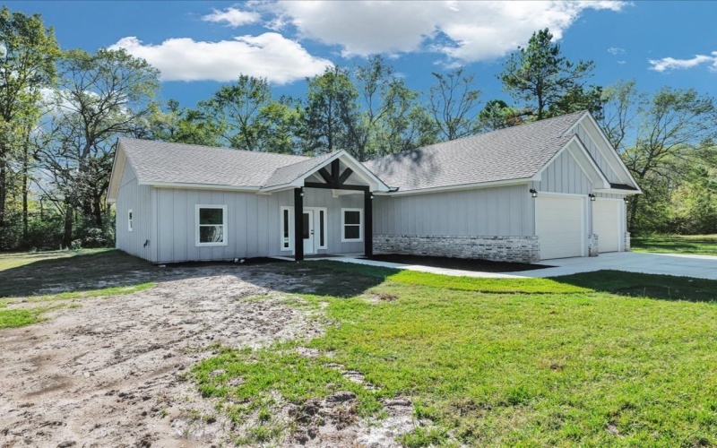 2604 Moffett Road, Lufkin, TX 75901, 3 Bedrooms Bedrooms, ,2 BathroomsBathrooms,Residential,For Sale,2604 Moffett Road,0,5107298