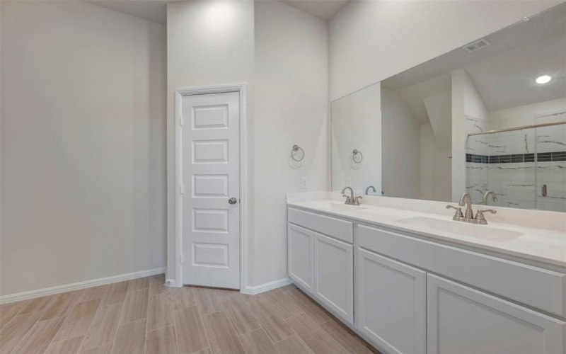 1600 Etosha Drive, Royse City, TX 75189, 4 Bedrooms Bedrooms, ,2 BathroomsBathrooms,Residential,For Sale,1600 Etosha Drive,0,21114609