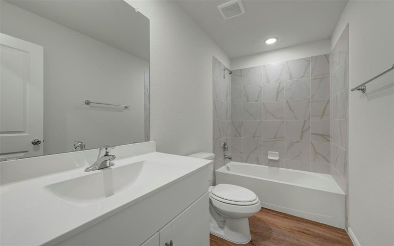 7717 Moosewood Drive, Fort Worth, TX 76131, 4 Habitaciones Habitaciones , ,3 BañosBaños,Residential,En Venta,7717 Moosewood Drive,0,21115282