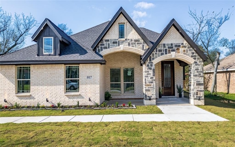 817 N Virginia Street, Terrell, TX 75160, 3 Habitaciones Habitaciones , ,2 BañosBaños,Residential,En Venta,817 N Virginia Street,0,21120199