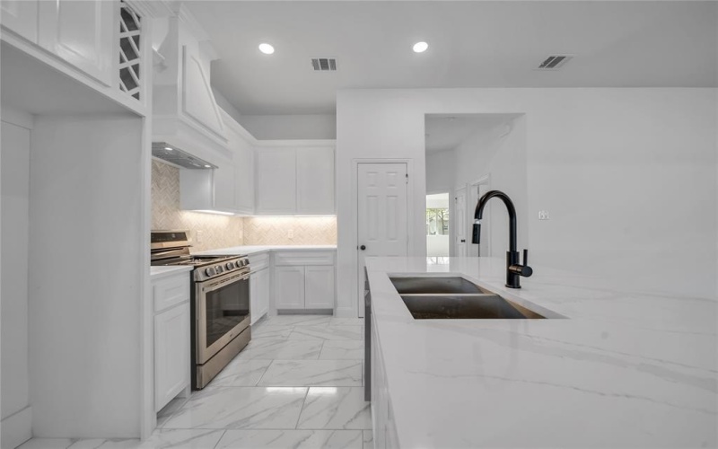 817 N Virginia Street, Terrell, TX 75160, 3 Habitaciones Habitaciones , ,2 BañosBaños,Residential,En Venta,817 N Virginia Street,0,21120199