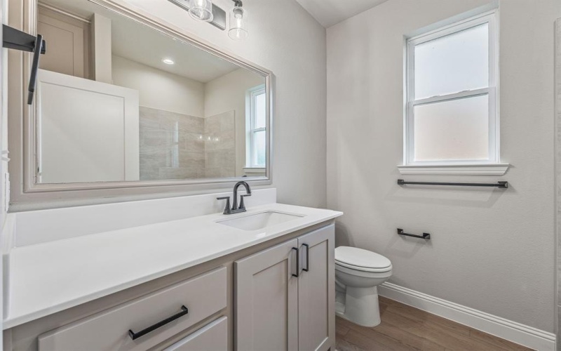 104 Skyline Drive, Glen Rose, TX 76043, 3 Habitaciones Habitaciones , ,2 BañosBaños,Residential,En Venta,104 Skyline Drive,0,21120323