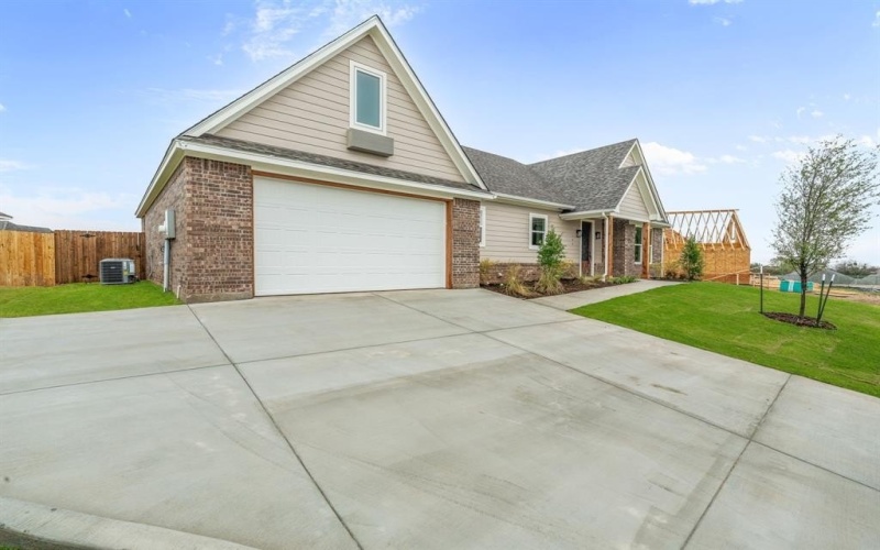 104 Skyline Drive, Glen Rose, TX 76043, 3 Habitaciones Habitaciones , ,2 BañosBaños,Residential,En Venta,104 Skyline Drive,0,21120323