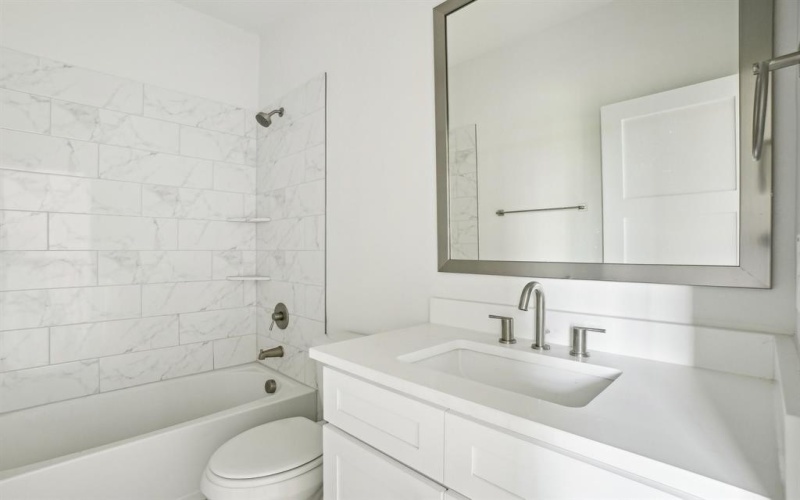 2524 Havenhurst Street #102, Farmers Branch, TX 75234, 3 Habitaciones Habitaciones , ,3 BañosBaños,Residential,En Venta,2524 Havenhurst Street,0,21122017