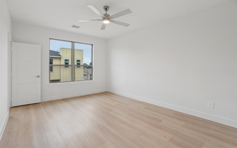 13351 Goodland Street #202, Farmers Branch, TX 75234, 3 Habitaciones Habitaciones , ,3 BañosBaños,Residential,En Venta,13351 Goodland Street,0,21122020