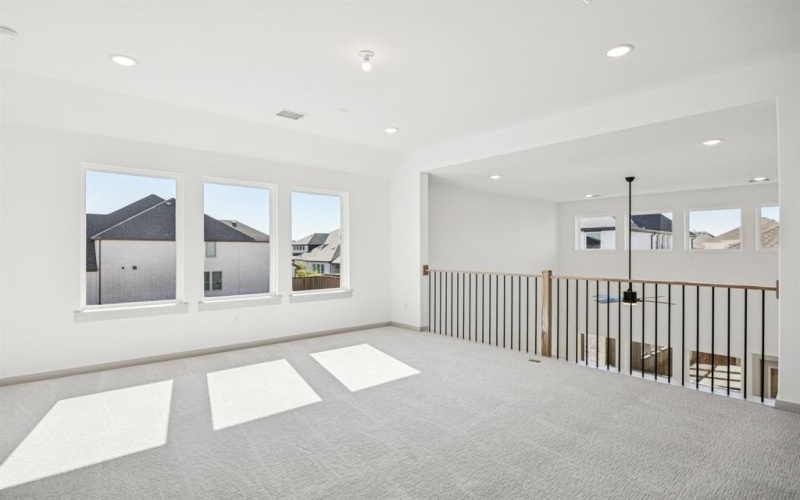 5404 Roselyn Way, McKinney, TX 75070, 4 Bedrooms Bedrooms, ,5 BathroomsBathrooms,Residential,For Sale,5404 Roselyn Way,0,21122079