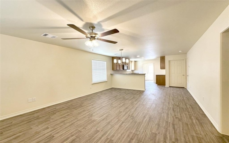 604 Crockett Drive, Cleburne, TX 76033, 3 Bedrooms Bedrooms, ,2 BathroomsBathrooms,Residential,For Sale,604 Crockett Drive,0,21122232