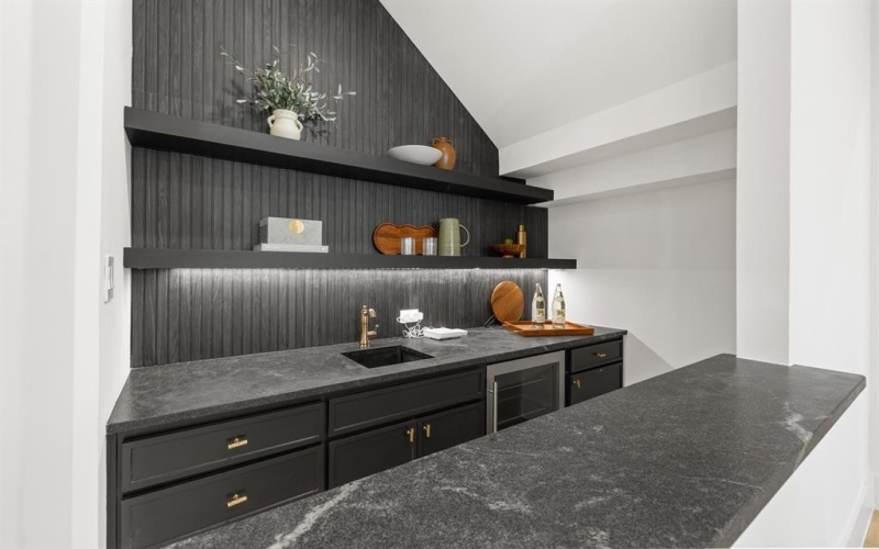 9917 Parkford Drive, Dallas, TX 75238, 5 Habitaciones Habitaciones , ,6 BañosBaños,Residential,En Venta,9917 Parkford Drive,0,21122243