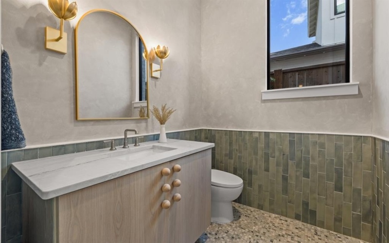 9917 Parkford Drive, Dallas, TX 75238, 5 Habitaciones Habitaciones , ,6 BañosBaños,Residential,En Venta,9917 Parkford Drive,0,21122243